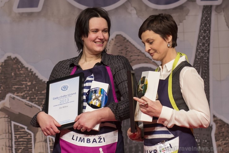 Uzvarētājas nominācijā  «Tūrisma informācijas centra vadītājs 2013» ir Gita Memmēna (Saulkrastu TIC) un Ilze Millere (Limbažu TIC) 114090