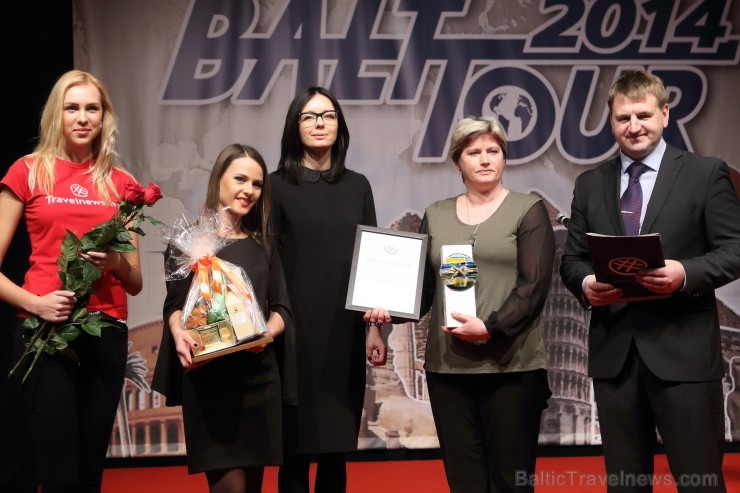 «GADA CILVĒKS TŪRISMĀ 2013» nominācijas «Uzņēmējs tūrisma aģentūru un tūroperatoru biznesā 2013» laureāts ir Vilnis Klinovičs (Impro), bet saņem Impro «GADA CILVĒKS TŪRISMĀ 2013» nominācijas «Uzņēmējs tūrisma aģentūru un tūroperatoru biznesā 2013» laureāts ir Vilnis Klinovičs (Impro), bet saņem Impro 114307