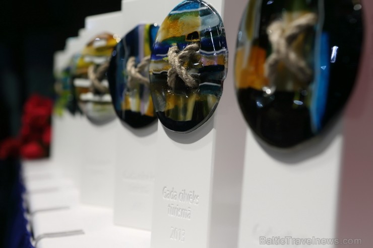«GADA CILVĒKS TŪRISMĀ 2013» laureātus nosaka tūrisma nozares komisija 9 cilvēku sastāvā. Foto: Juris Ķilkuts, Fotoatelje.lv «GADA CILVĒKS TŪRISMĀ 2013» laureātus nosaka tūrisma nozares komisija 9 cilvēku sastāvā. Foto: Juris Ķilkuts, Fotoatelje.lv 114308