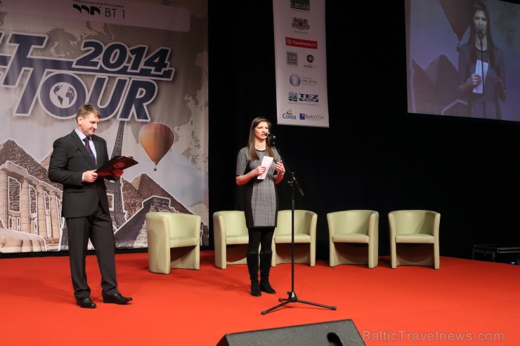 «GADA CILVĒKS TŪRISMĀ 2013» nominācijas «Tūrisma mājas lapa 2013» laureātu piesaka BalticTravelnews.com direktora vietniece Karīna Sabirova. Foto: J. «GADA CILVĒKS TŪRISMĀ 2013» nominācijas «Tūrisma mājas lapa 2013» laureātu piesaka BalticTravelnews.com direktora vietniece Karīna Sabirova. Foto: J. 114332