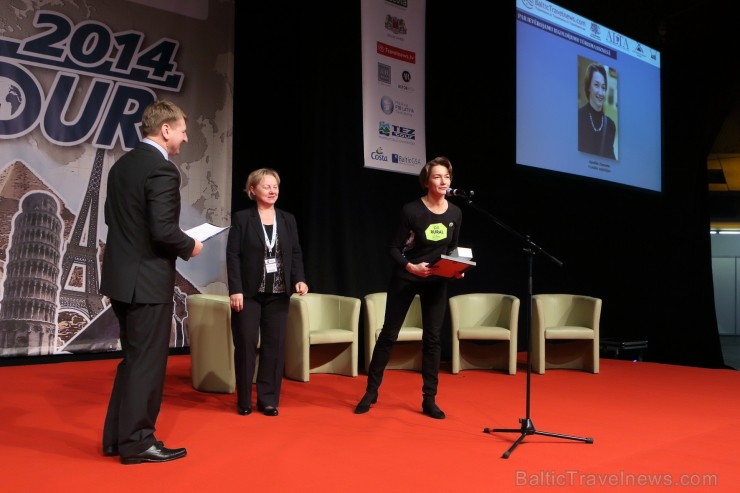 «GADA CILVĒKS TŪRISMĀ 2013» nominācijas «Par ievērojamu ieguldījumu tūrisma attīstībā» laureāte ir Asnāte Ziemele (Lauku ceļotājs). Foto: J. Ķilkuts, «GADA CILVĒKS TŪRISMĀ 2013» nominācijas «Par ievērojamu ieguldījumu tūrisma attīstībā» laureāte ir Asnāte Ziemele (Lauku ceļotājs). Foto: J. Ķilkuts, 114344