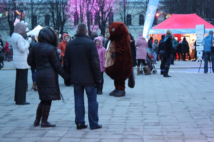 Festivāla viesiem bija iespēja sastapt Rīgas bebru 114882