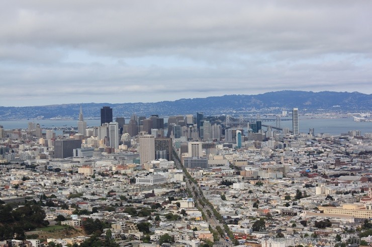 Sanfrancisko ir 14. lielākā pilsēta Amerikā pēc iedzīvotāju skaita, ar vairāk nekā 800 000 rezidentu 115721