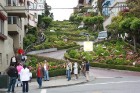 Lombarda iela ir viena no interesantākajā ielām Sanfrancisko, tā sastāv no astoņiem asiem pagriezieniem 9