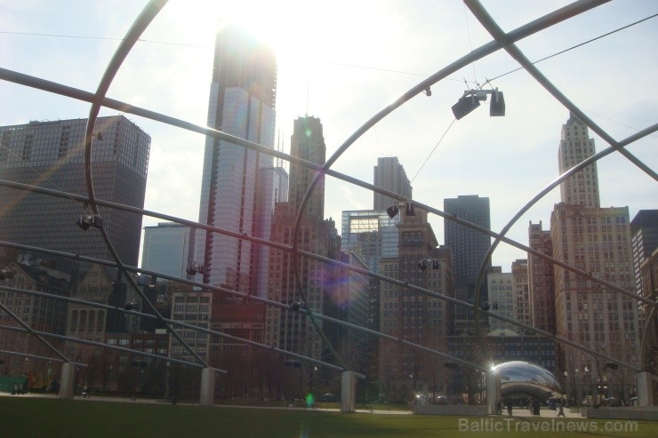 Jay Pritzker Pavilion bieži notiek dažādi koncerti un citi pasākumi 115920
