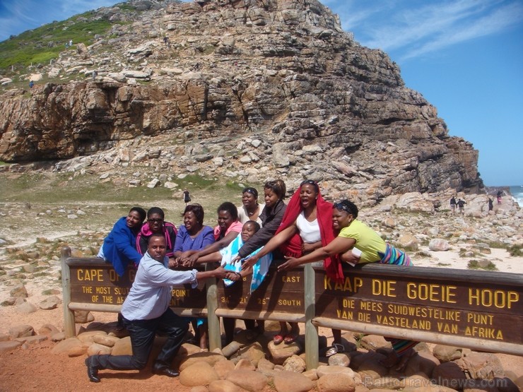 Grupas bildējas pie Labās Cerības raga. Nākamais ceļojums uz Āfriku notiks decembrī. Piesakieties jau tagad - šeit 116900