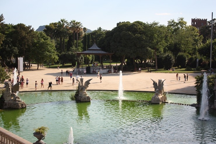Citadeles parks ir ne tikai skaisti iekopta zaļa teritorija, bet tajā atrodas arī zooloģiskais dārzs un pat pāris muzeji 116983