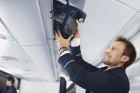 Iepazīsti aviokompānijas Finnair eleganti tērptos pilotus un stjuartes. Vairāk informācijas par aviokompāniju Finnair - www.finnair.com 3