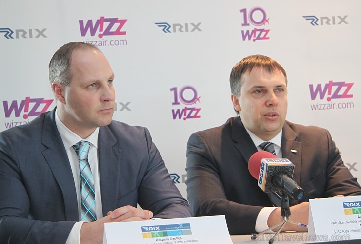 Satiksmes ministrijas Valsts sekretārs Kaspars Ozoliņš un starptautiskās lidostas Rīga valdes priekšsēdētājs Aldis Mūrnieks Satiksmes ministrijas Valsts sekretārs Kaspars Ozoliņš un starptautiskās lidostas Rīga valdes priekšsēdētājs Aldis Mūrnieks 117323