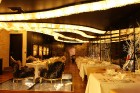 Latvijas 8 pieczvaigžņu viesnīcu restorāni piedalās akcijā «Gardēžu 5 zvaigžņu ceļojums», kurā ir iespēja laimēt dāvanu kartes 800 eiro vertībā. Piesa 3