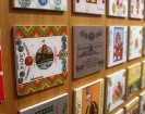 Muzejā aplūkojami arī šokolādes fabrikas Rūta dažādie iepakojumi - kārbiņas un čaukstošie papīra iesaiņojumi 9