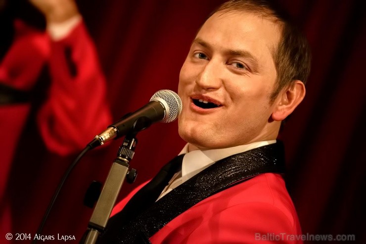 Pagājis gads kopš dzīvsepriecīgās rokenrola grupas Big Al & The Jokers dibināšanas, kuru grupa atzīmēja ar koncertu tūri pa Latvijas pilsētām. Pagājis gads kopš dzīvsepriecīgās rokenrola grupas Big Al & The Jokers dibināšanas, kuru grupa atzīmēja ar koncertu tūri pa Latvijas pilsētām. 118428