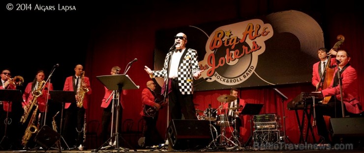 Pagājis gads kopš dzīvsepriecīgās rokenrola grupas Big Al & The Jokers dibināšanas, kuru grupa atzīmēja ar koncertu tūri pa Latvijas pilsētām. Pagājis gads kopš dzīvsepriecīgās rokenrola grupas Big Al & The Jokers dibināšanas, kuru grupa atzīmēja ar koncertu tūri pa Latvijas pilsētām. 118432