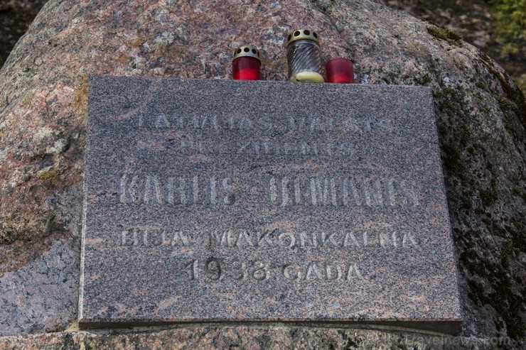 Kalna pakājē atklāta piemiņas plāksne par godu Latvijas pirmās brīvvalsts prezidenta Kārļa Ulmaņa apmeklējumam 1938. gadā viņa Latgales vizītes laikā 118478