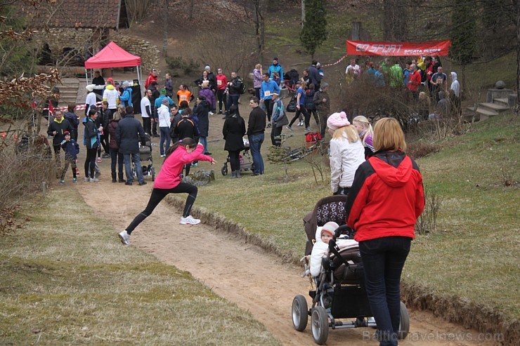 Lazdukalnu pavasara kross 2014 pulcē 100 skrējējus dažādās vecuma grupās 118867