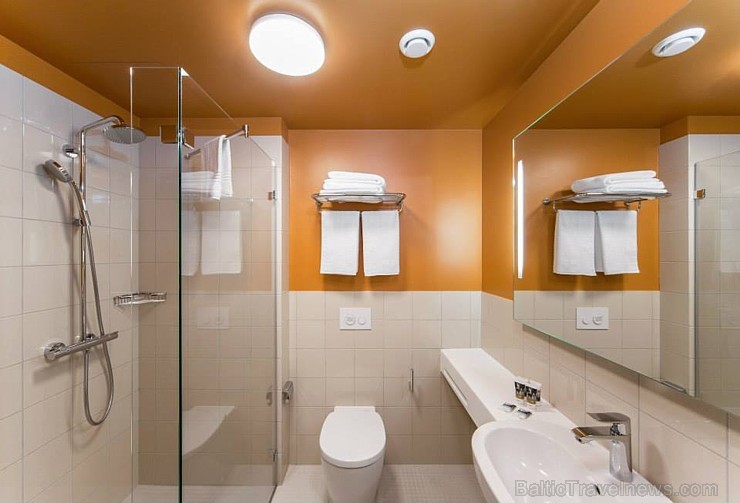 Pirmās bildes no jaunās viesnīcas Mercure Riga Centre Hotel, kura vērsies 1.05.2014 - www.mercure.com. Foto: Mercure Riga Centre Hotel Pirmās bildes no jaunās viesnīcas Mercure Riga Centre Hotel, kura vērsies 1.05.2014 - www.mercure.com. Foto: Mercure Riga Centre Hotel 119241