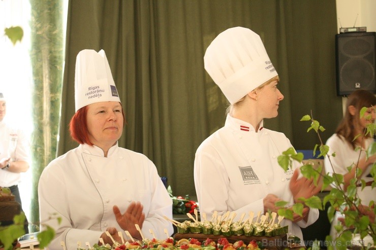 Pavasara Rīgas restorānu nedēļa tiek organizēta sadarbībā ar Pavāru klubu, un tajā piedalīsies 36 Rīgas restorāni,kas saviem apmeklētājiem piedāvās tr Pavasara Rīgas restorānu nedēļa tiek organizēta sadarbībā ar Pavāru klubu, un tajā piedalīsies 36 Rīgas restorāni,kas saviem apmeklētājiem piedāvās tr 119984