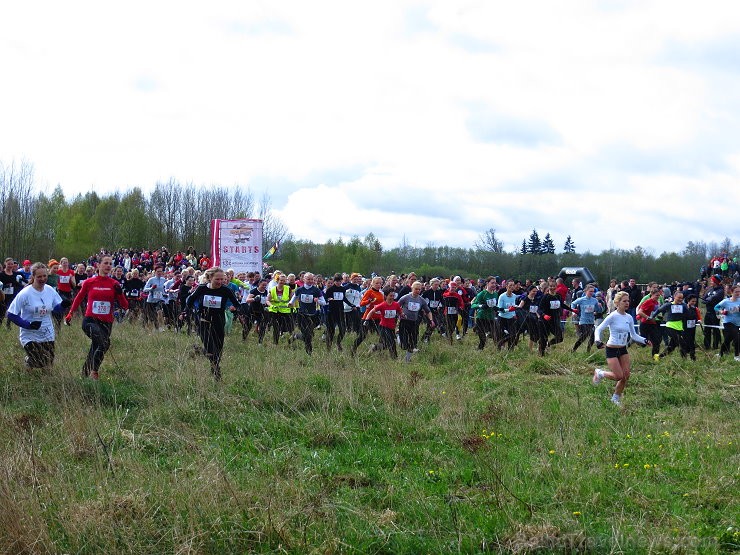 «Stipro skrējiens 2014» pulcē izturīgos un skriet mīlošos (sievietes) 120196