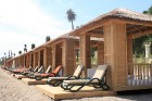 Jaunā Turcijas viesnīca NIRVANA Lagoon Villas Suites & SPA izceļas ar apjomīgu un zaļu teritoriju, plašu pludmales zonu, dažādām sporta aktivitātēm pi 24