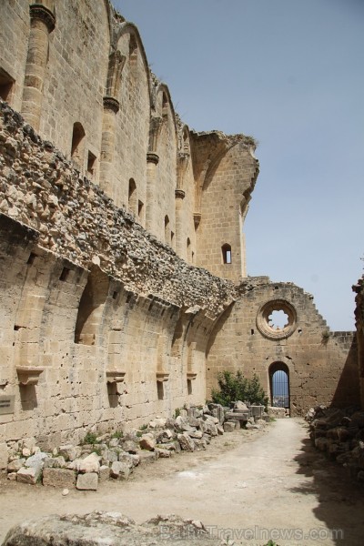 Travelnews.lv redakcija sadarbībā ar tūroperatoru GoAdventure apmeklē populāro gotiskās arhitektūras pieminekli Kiprā - Bellapē abatiju (1200.gads) 121670