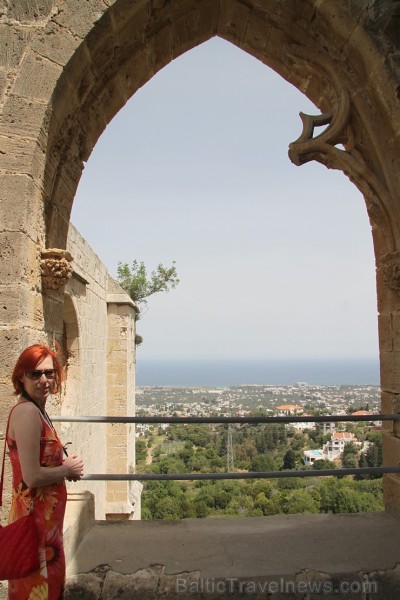 Travelnews.lv redakcija sadarbībā ar tūroperatoru GoAdventure apmeklē populāro gotiskās arhitektūras pieminekli Kiprā - Bellapē abatiju (1200.gads) 121673
