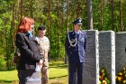 Brāļu kapu komiteja, kā Vācu kara kapu kopšanas Tautas apvienības partnerorganizācija Latvijā, 15. maijā   Otrā pasaules kara vācu karavīru kapos Stro 8