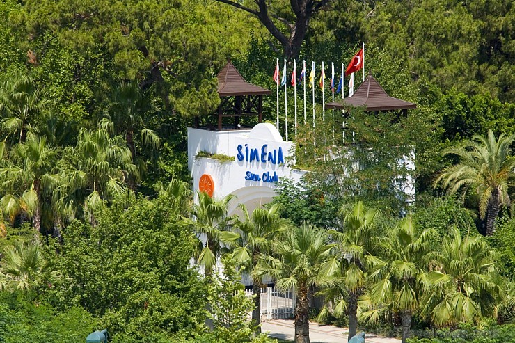 Simena Sun Club viesnīca ir unikālas dabas ieskauta, apkārt ir tūkstošiem ziedu un dzirdamas putnu dziesmas. Siltā saule un mierīgā atmosfēra, izklaid Simena Sun Club viesnīca ir unikālas dabas ieskauta, apkārt ir tūkstošiem ziedu un dzirdamas putnu dziesmas. Siltā saule un mierīgā atmosfēra, izklaid 121697
