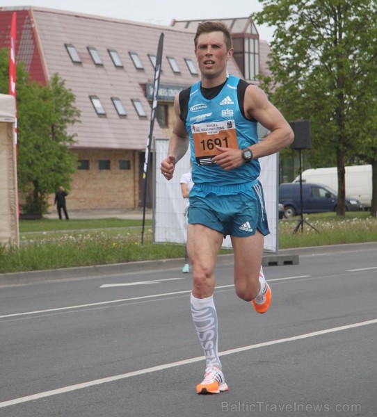 Pirmās bildes no «Nordea Rīgas maratons 2014» ar ātrākajiem skrējējiem 121848