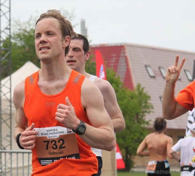 Pirmās bildes no «Nordea Rīgas maratons 2014» ar ātrākajiem skrējējiem 121885