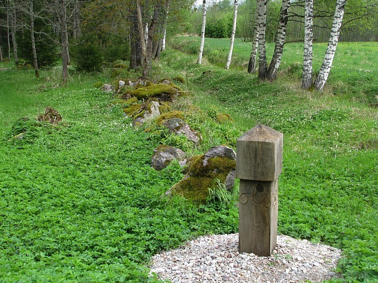 31. maijā un 1. jūnijā notiks «Slīteres ceļotāju dienas 2014», piedāvājot dažādus interesantus maršrutus. Pasākuma programma ir pieejama šeit 31. maijā un 1. jūnijā notiks «Slīteres ceļotāju dienas 2014», piedāvājot dažādus interesantus maršrutus. Pasākuma programma ir pieejama šeit 122166