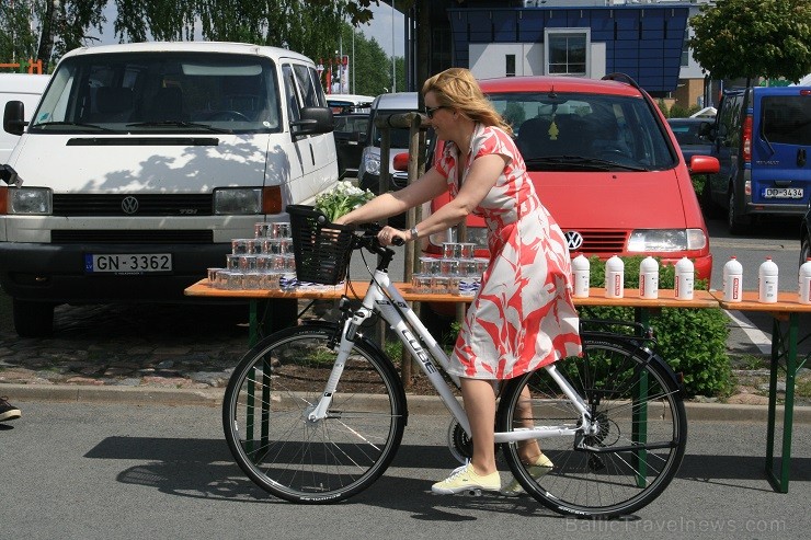 31. Rīgas Velomaratonā šogad ikviens tiek aicināts piedalīties kādā no trijām distancēm – Sporta (79 km), Tautas (31,6 km) vai Spices ģimeņu braucienā 31. Rīgas Velomaratonā šogad ikviens tiek aicināts piedalīties kādā no trijām distancēm – Sporta (79 km), Tautas (31,6 km) vai Spices ģimeņu braucienā 122418