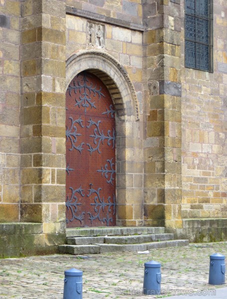 Travelnews.lv iepazīst Saint-Austremoine - vienu no Francijas skaistākajām romāņu baznīcām pilsētā Isuāra (Issoire) 122851