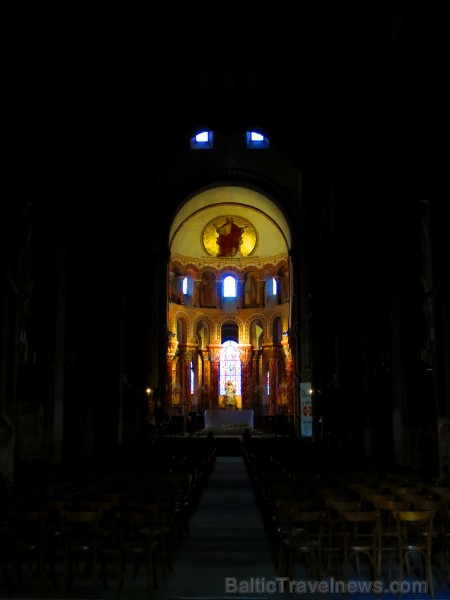 Travelnews.lv iepazīst Saint-Austremoine - vienu no Francijas skaistākajām romāņu baznīcām pilsētā Isuāra (Issoire) 122852