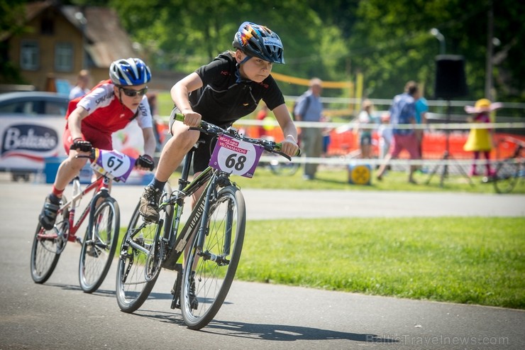 25. maijā Rīgā, Uzvaras parkā norisinājās Rīgas bērnu mini velomaratons, kurā piedalījušies teju 300 mazie riteņbraucēji vecumā no 3 līdz 11 gadiem 123009