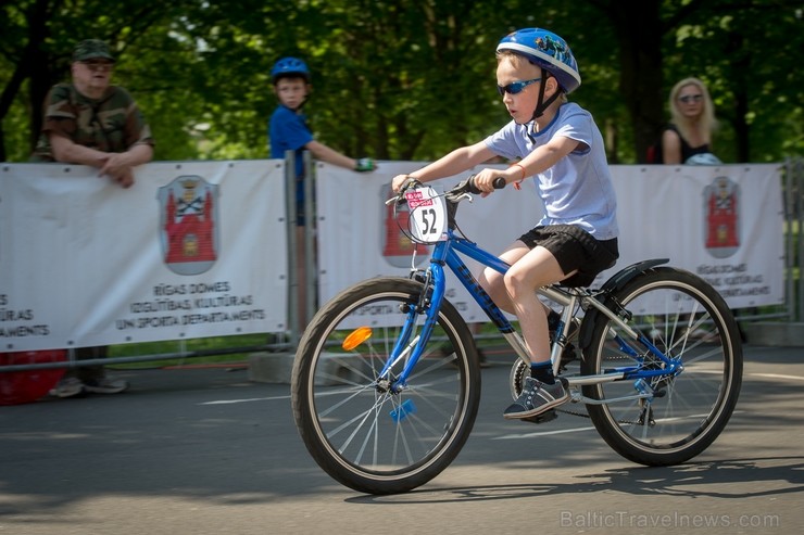 25. maijā Rīgā, Uzvaras parkā norisinājās Rīgas bērnu mini velomaratons, kurā piedalījušies teju 300 mazie riteņbraucēji vecumā no 3 līdz 11 gadiem 123016