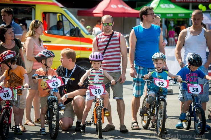 25. maijā Rīgā, Uzvaras parkā norisinājās Rīgas bērnu mini velomaratons, kurā piedalījušies teju 300 mazie riteņbraucēji vecumā no 3 līdz 11 gadiem 123027