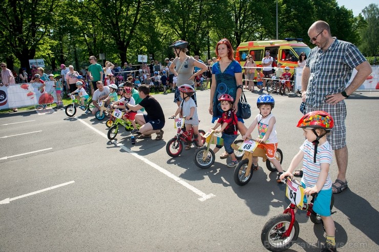 25. maijā Rīgā, Uzvaras parkā norisinājās Rīgas bērnu mini velomaratons, kurā piedalījušies teju 300 mazie riteņbraucēji vecumā no 3 līdz 11 gadiem 123029