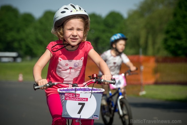 25. maijā Rīgā, Uzvaras parkā norisinājās Rīgas bērnu mini velomaratons, kurā piedalījušies teju 300 mazie riteņbraucēji vecumā no 3 līdz 11 gadiem 123032