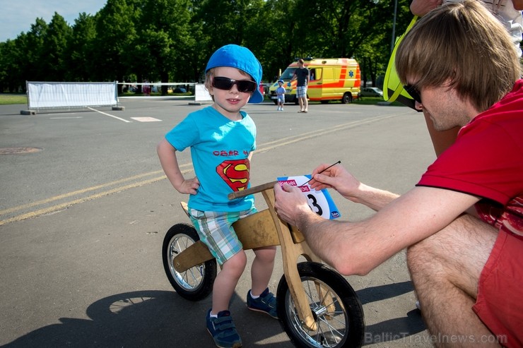 25. maijā Rīgā, Uzvaras parkā norisinājās Rīgas bērnu mini velomaratons, kurā piedalījušies teju 300 mazie riteņbraucēji vecumā no 3 līdz 11 gadiem 123036