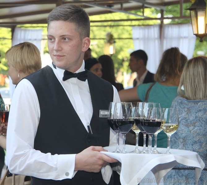 Rīgas viens no labākajiem restorāniem «Piramīda» atklāj vasaras terasi - www.restaurantpiramida.lv Rīgas viens no labākajiem restorāniem «Piramīda» atklāj vasaras terasi - www.restaurantpiramida.lv 123118