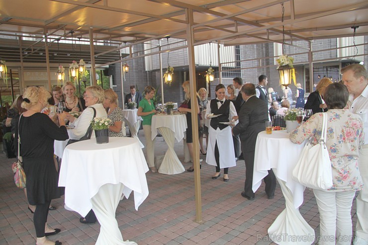 Rīgas viens no labākajiem restorāniem «Piramīda» atklāj vasaras terasi 123153