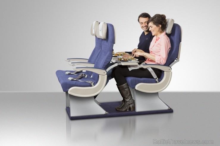 Brussels Airlines pārstāvis Latvijā Baltic GSA iepazīstina ar ērtībām, kas pasažieriem nodrošinātas starptautisko lidojumu laikā. Aviobiļetes iegādāji Brussels Airlines pārstāvis Latvijā Baltic GSA iepazīstina ar ērtībām, kas pasažieriem nodrošinātas starptautisko lidojumu laikā. Aviobiļetes iegādāji 123277