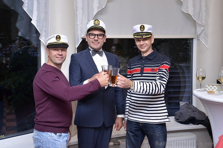 29. maija vakarā viesnīcas KOLONNA Hotel Rēzekne restorānā ROZALIJA notika vasaras terases atklāšanas svinības - www.hotelkolonna.com 29. maija vakarā viesnīcas KOLONNA Hotel Rēzekne restorānā ROZALIJA notika vasaras terases atklāšanas svinības - www.hotelkolonna.com 124030