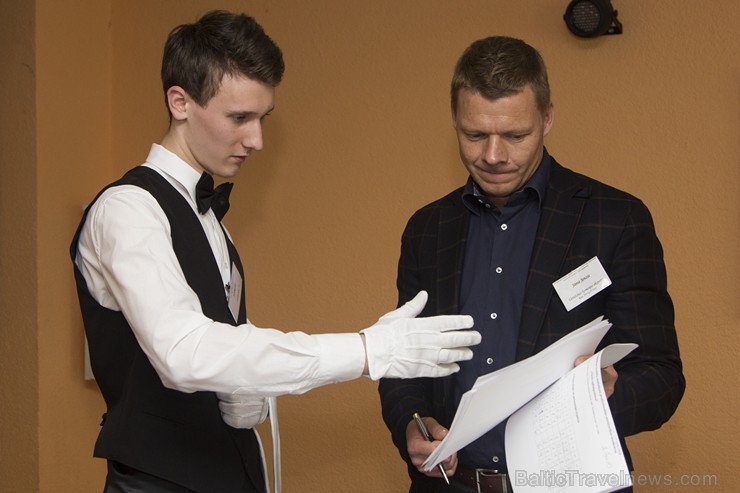 Norisinājies Latvijas profesionālās izglītības iestāžu audzēkņu profesionālās meistarības konkurss Viesmīlības pakalpojumi 123448