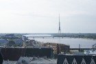 Līdz 8. jūnijam Rīgā viesojas neparastais debesu restorāns Dinner In The Sky. Nepalaid garām šo iespēju un rezervē vietu www.dinnerinthesky.lv 21