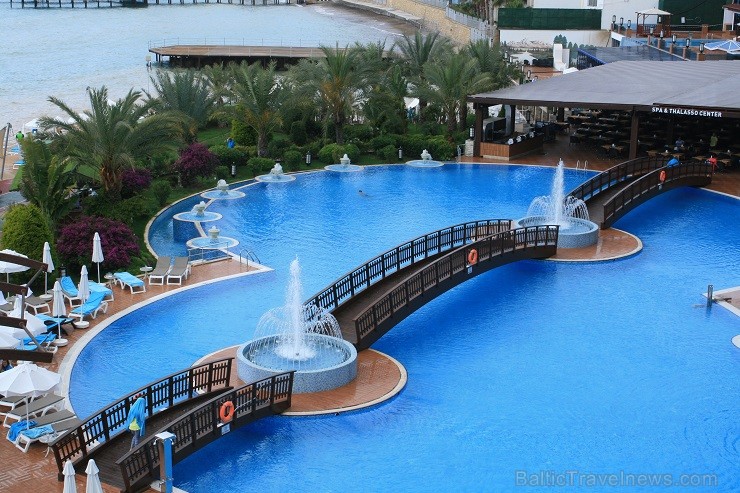 Viesnīcas baseins. Atpūtu Granada Luxury Resort&Spa un citās Turcijas viesnīcās variet rezervēt www.novatours.lv 125288