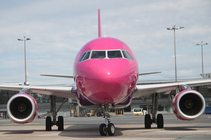 Ungāru zemo izmaksu lidsabiedrības «Wizz Air» lidmašīna «Airbus A320» tagad (19.06.2014) bāzēsies starptautiskajā lidostā «Rīga» 125629