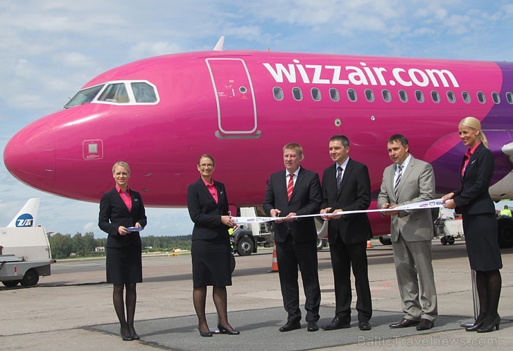 Ungāru zemo izmaksu lidsabiedrība «Wizz Air» nobāzējas Rīgā ar 8 galamērķiem 125635