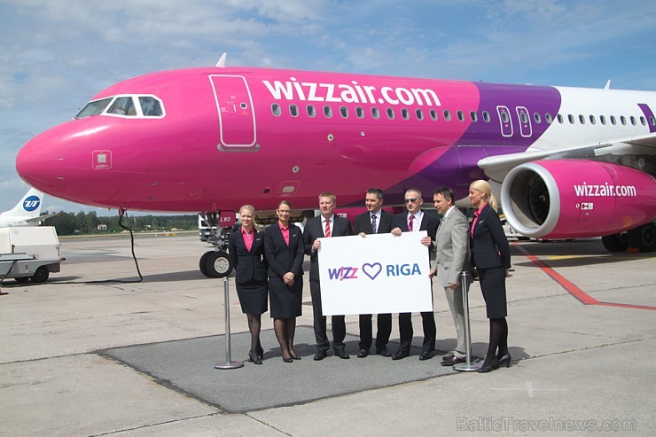 Ungāru zemo izmaksu lidsabiedrība «Wizz Air» nobāzējas Rīgā ar 8 galamērķiem 125637