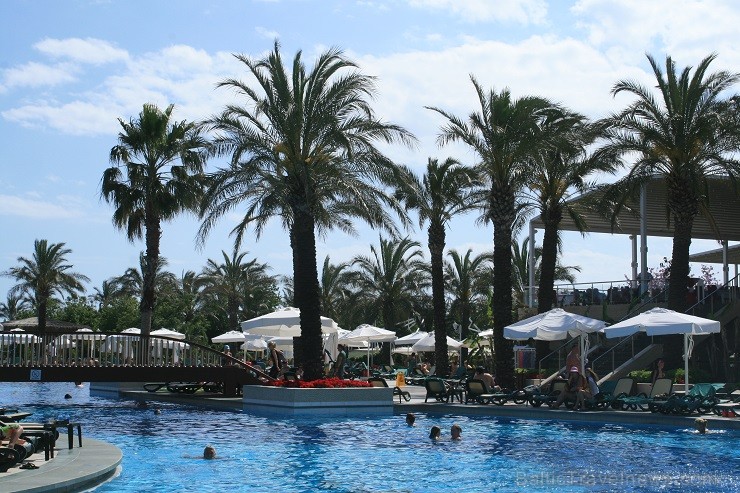 Travelnews.lv redakcija apmeklē Alva Donna Exclusive Hotel & Spa - viesnīcu Turcijā ar plašu teritoriju un aktivitātēm bērniem. Rezervē atpūtu - www.n 125656